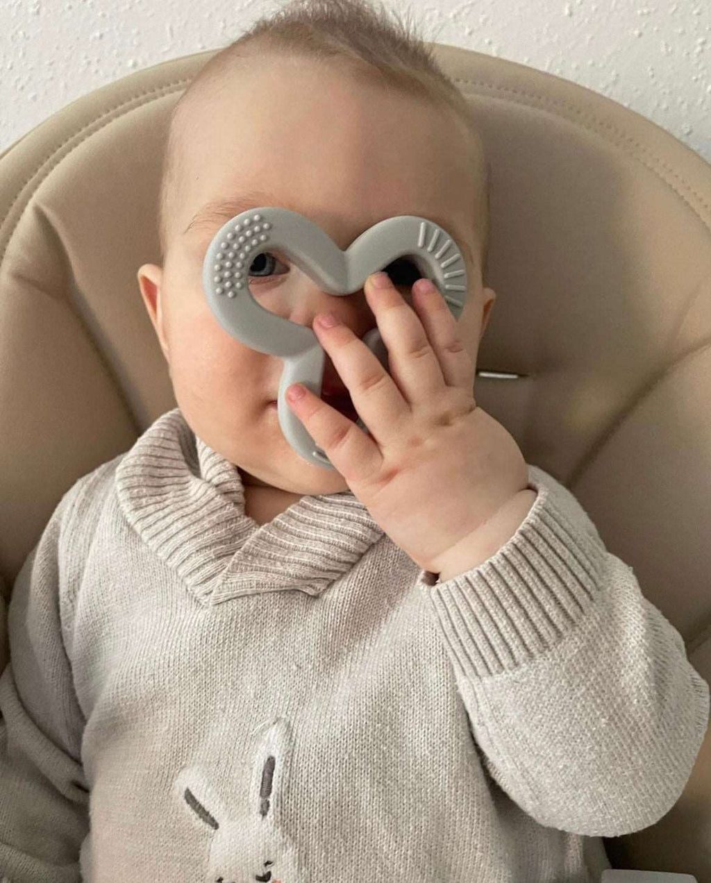 Anneau de dentition en forme de trèfle